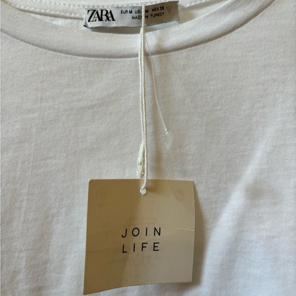 NWT Zara crop t-shirt with eyelet sleeves - Picture 3 of 3